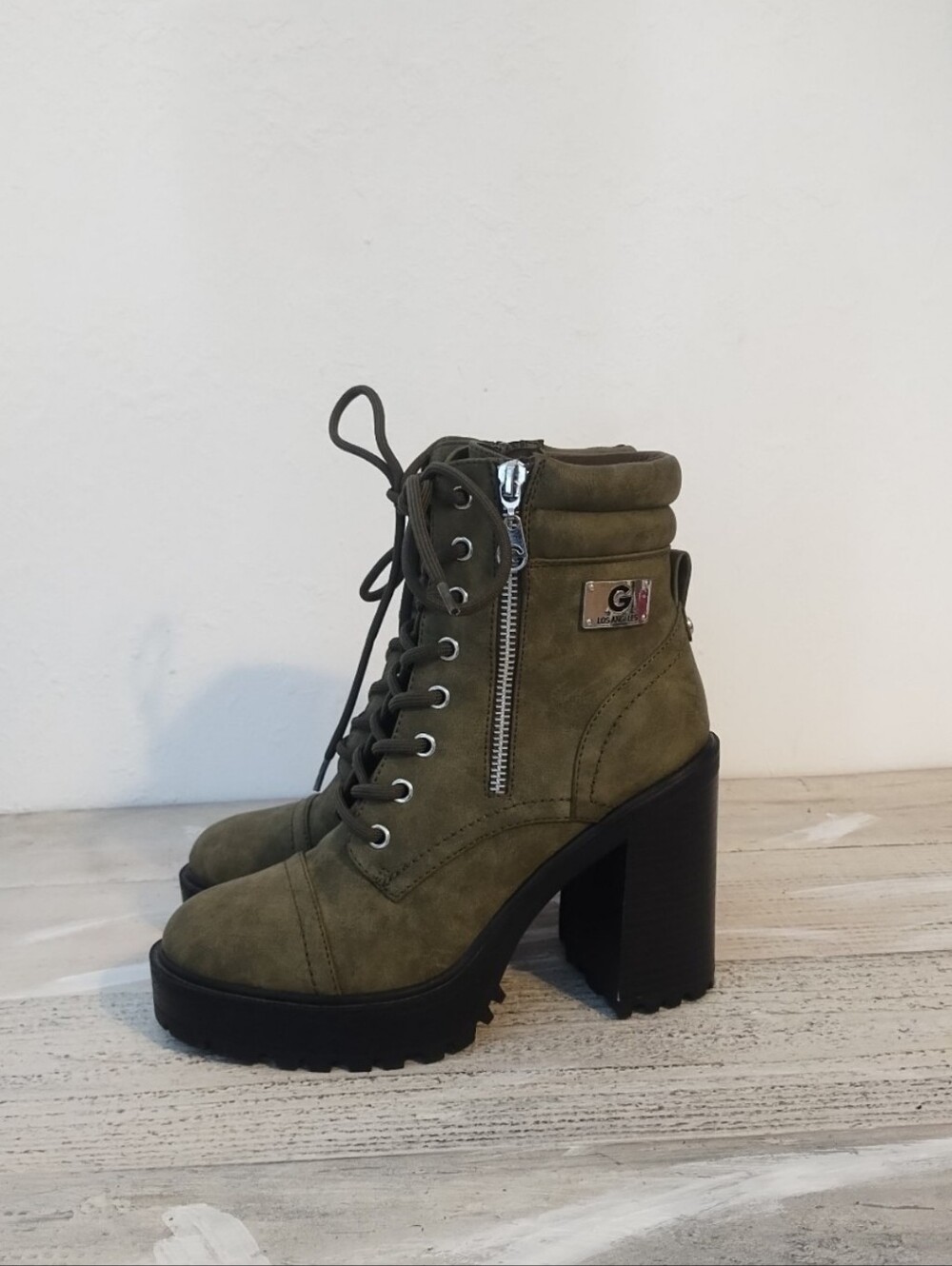 GBG Los Angeles Sheeva Dark Green Platform Combat Boots U.S.A women's Size 7M